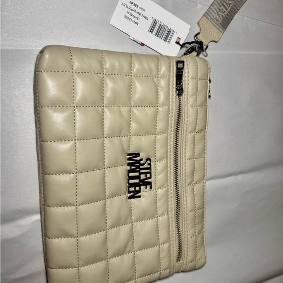 Steve Madden Cream Quilted Clutch - Picture 1 of 5